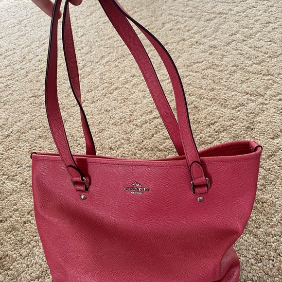 Pink Coach bag - Picture 2 of 5